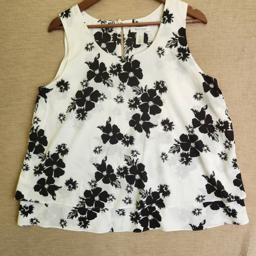 White House Black Market Floral Tiered Sleeveless Blouse White Black XL